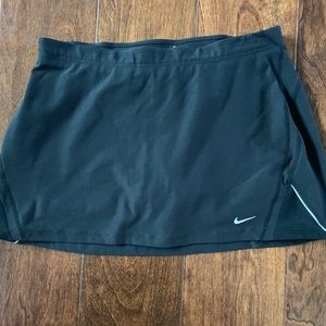 Women’s Nike Dri fit skirt